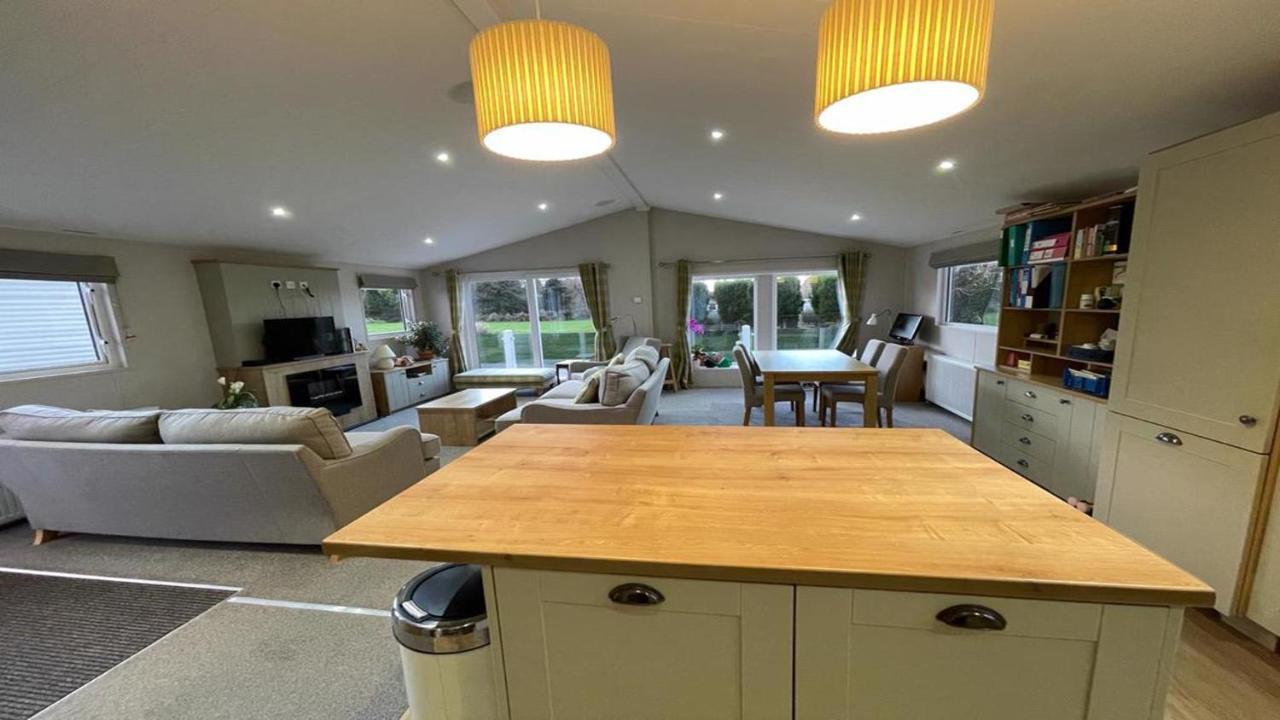 42 Woodland Walk Pevensey Bay Holiday Park Sleeps 6 Buitenkant foto