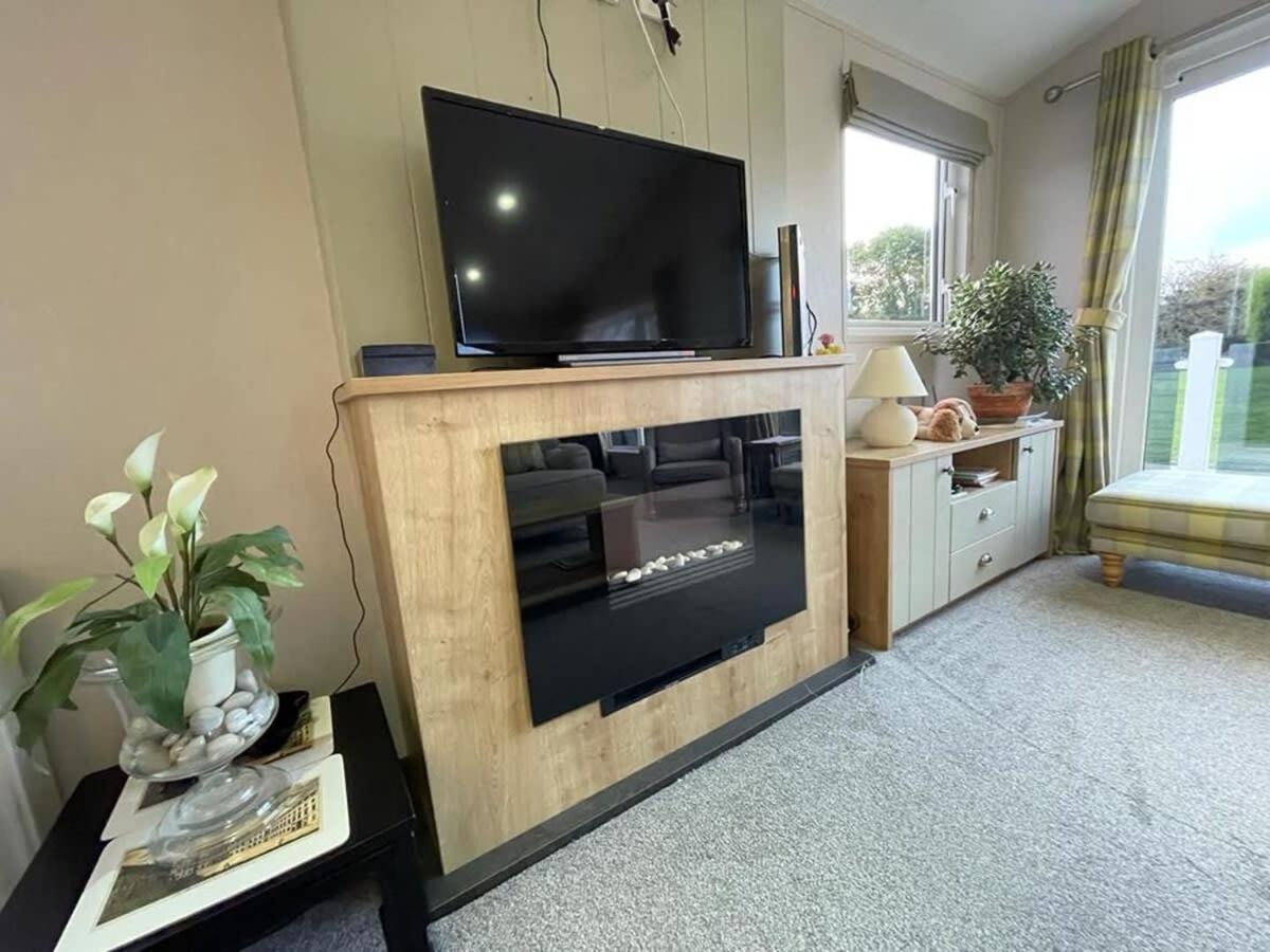 42 Woodland Walk Pevensey Bay Holiday Park Sleeps 6 Buitenkant foto