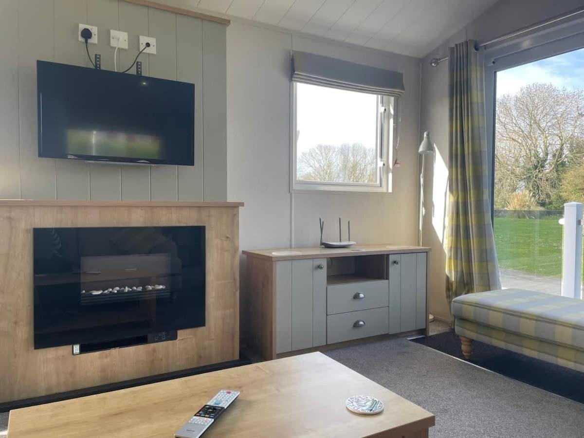 42 Woodland Walk Pevensey Bay Holiday Park Sleeps 6 Buitenkant foto