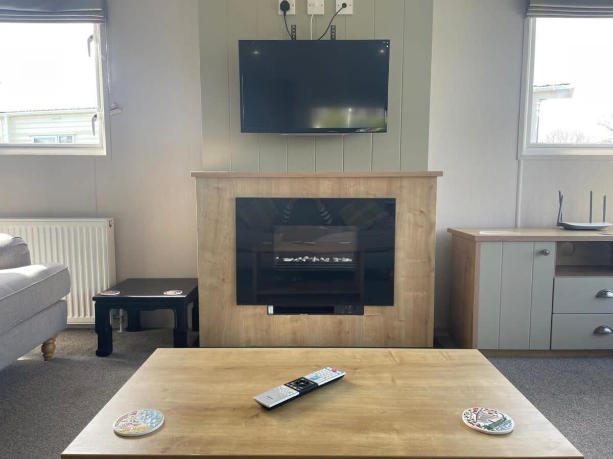42 Woodland Walk Pevensey Bay Holiday Park Sleeps 6 Buitenkant foto