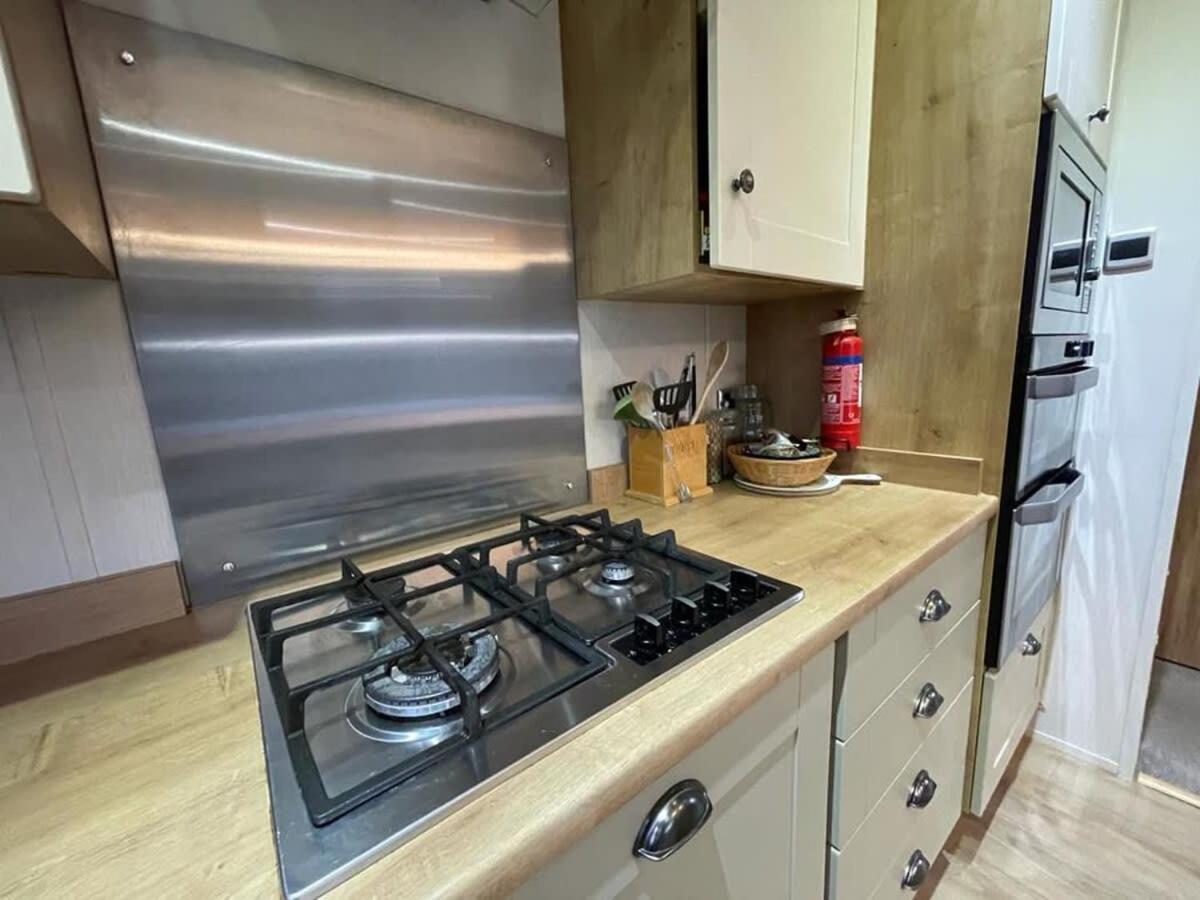 42 Woodland Walk Pevensey Bay Holiday Park Sleeps 6 Buitenkant foto
