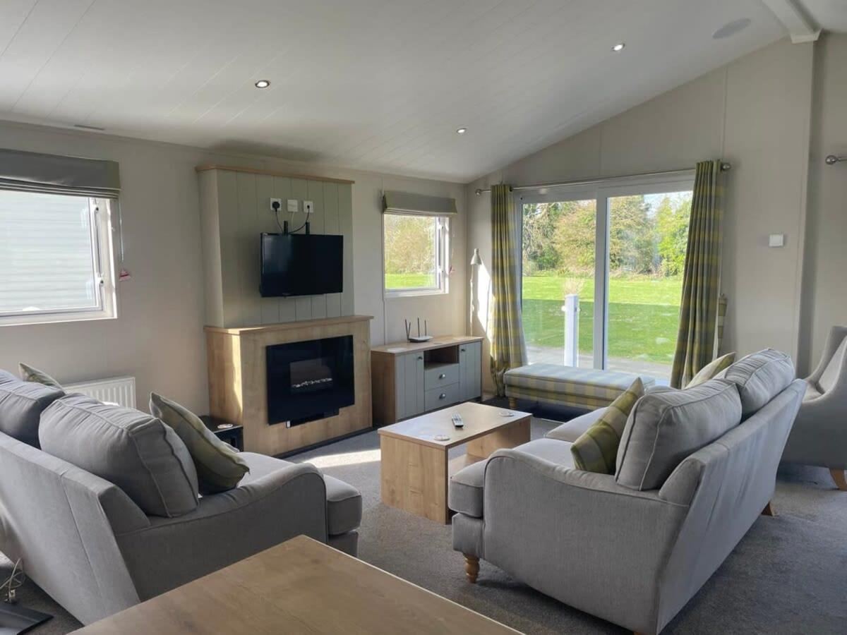 42 Woodland Walk Pevensey Bay Holiday Park Sleeps 6 Buitenkant foto